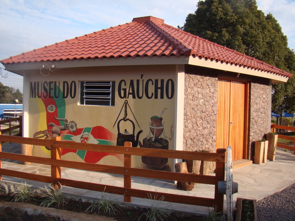 CTG Porteira do Rio Grande inaugura o Museu do Gaúcho